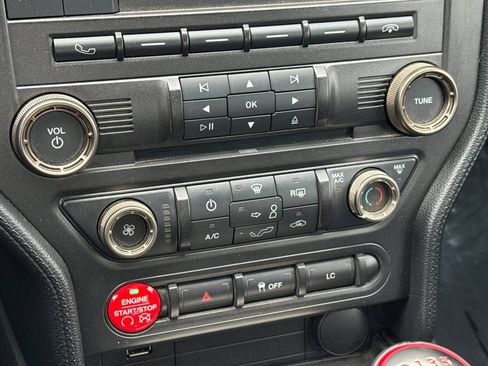 Used 2017 Ford Mustang Shelby GT350 image 24