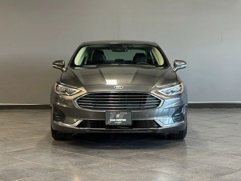 Used 2019 Ford Fusion SEL FWD image 2