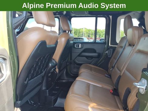 Used 2021 Jeep Wrangler Unlimited Rubicon AWD/4WD image 21