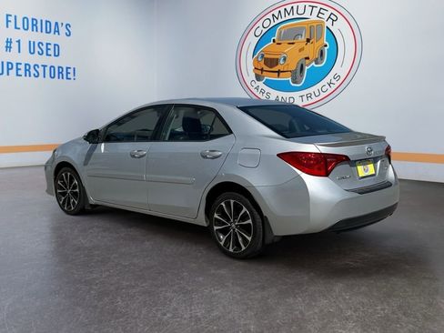 Used 2017 Toyota Corolla SE image 3