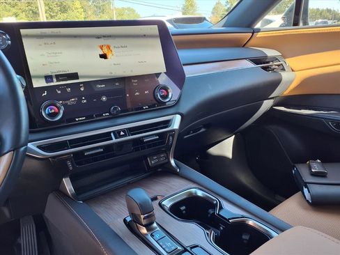 Used 2024 Lexus RX 350 Premium w/ Cold Area Package image 12