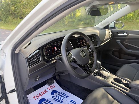 Certified 2021 Volkswagen Jetta SEL FWD image 16