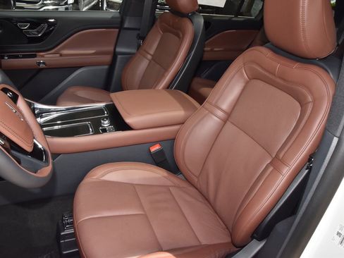 New 2026 Lincoln Aviator Reserve RWD image 62