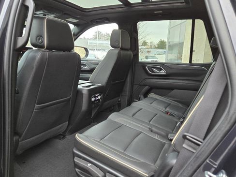 Used 2023 GMC Yukon SLT image 22