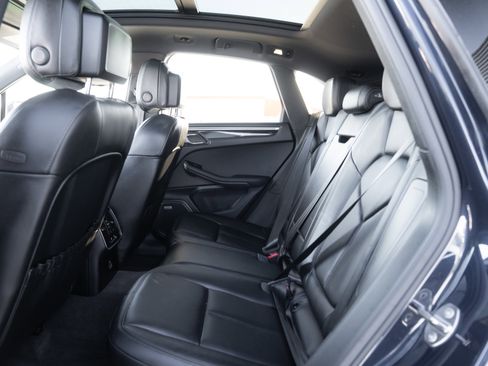 Used 2018 Porsche Macan S image 24