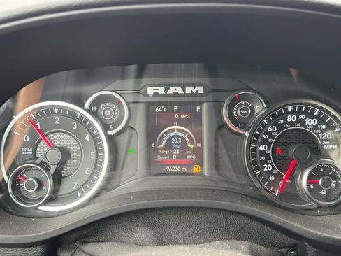 Used 2022 RAM 1500 Big Horn AWD/4WD image 8