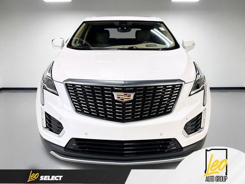 Used 2023 Cadillac XT5 Premium Luxury w/ Platinum Package AWD/4WD image 2
