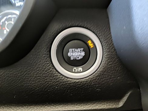 Used 2021 RAM 1500 Big Horn image 21