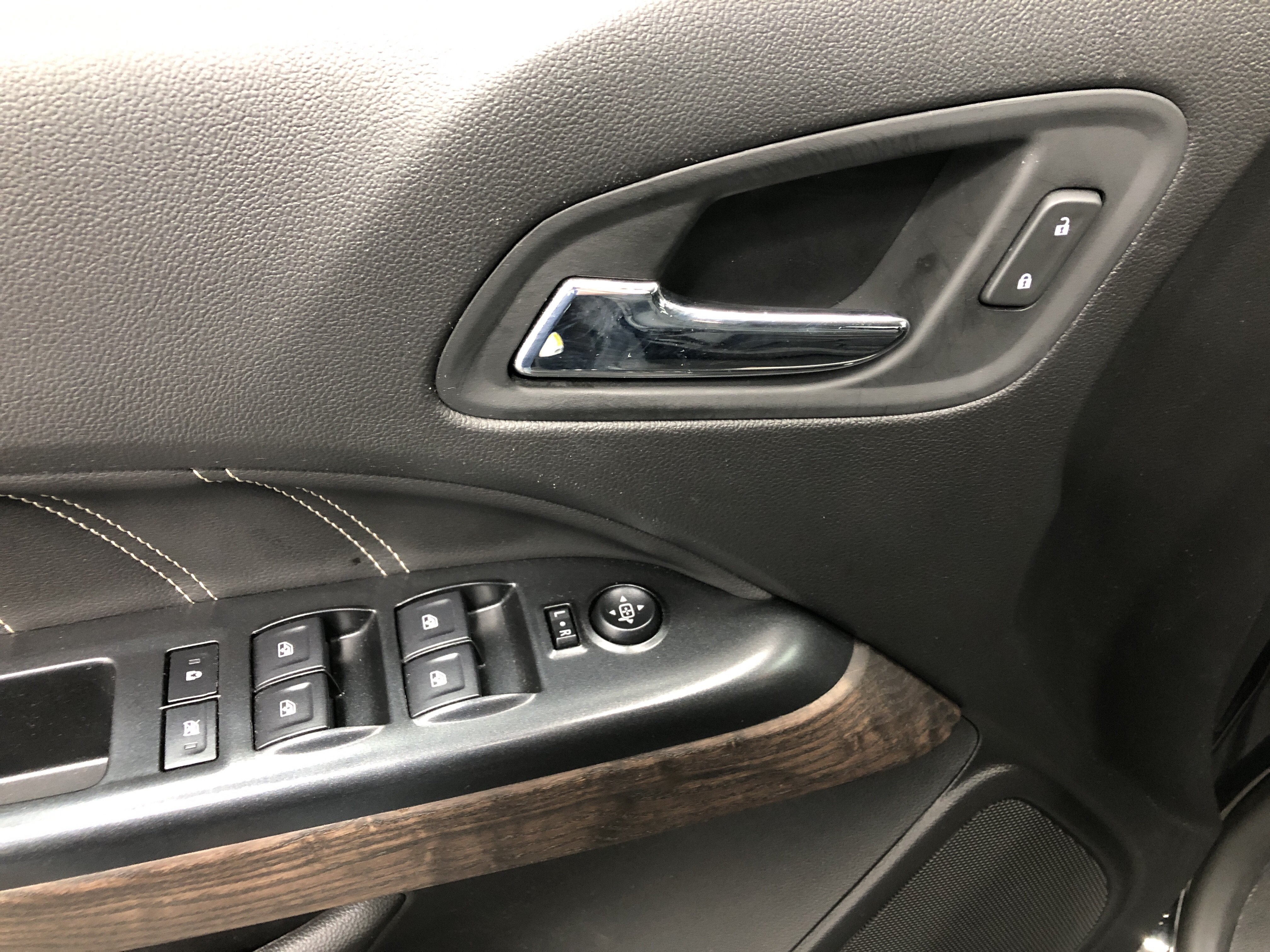 Used 2021 GMC Canyon Denali AWD/4WD image 14