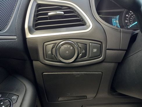 Used 2024 Ford Edge SEL AWD/4WD image 23
