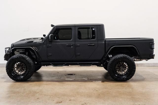 Used 2025 Jeep Gladiator Sport AWD/4WD image 6