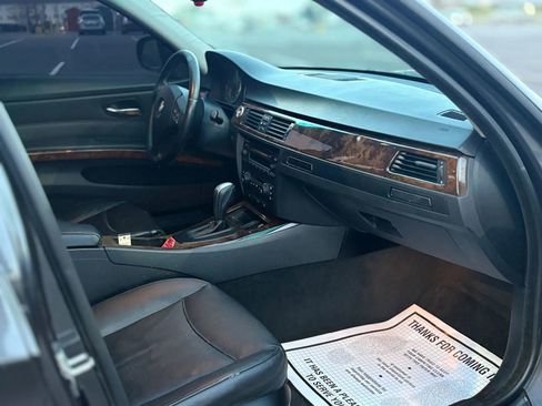 Used 2006 BMW 325xi Sedan image 15