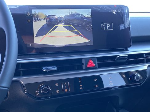 New 2026 Kia Sorento LX FWD image 17