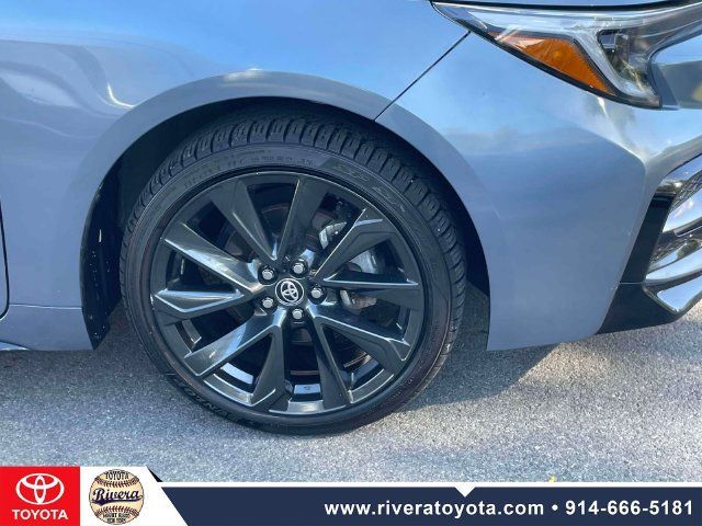 Used 2023 Toyota Corolla SE w/ Carpet Mat Package (TMS) FWD image 10