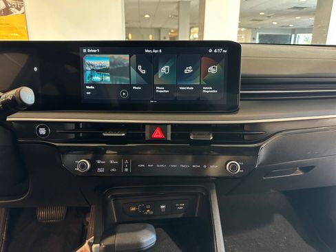 Used 2025 Kia K5 LXS image 17