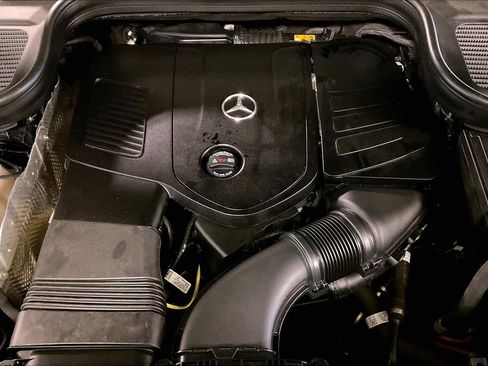 Used 2024 Mercedes-Benz GLE 350 4MATIC image 29