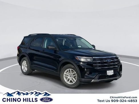New 2026 Ford Explorer Active w/ Active Comfort Package image 1