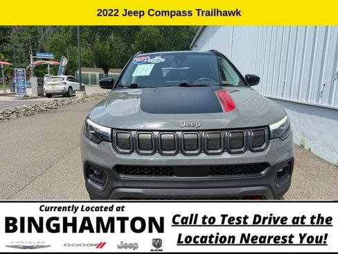 Used 2022 Jeep Compass Trailhawk w/ Trailhawk Elite Group AWD/4WD image 3