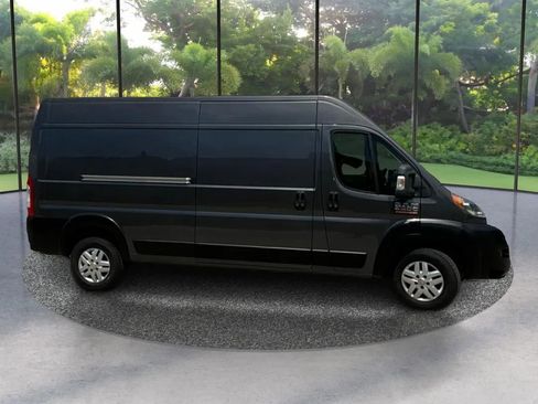 Used 2015 RAM ProMaster 2500 w/ Interior Convenience Group FWD image 4