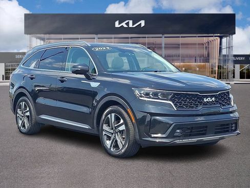 Used 2023 Kia Sorento SX Prestige w/ Panoramic Sunroof Package AWD/4WD image 1
