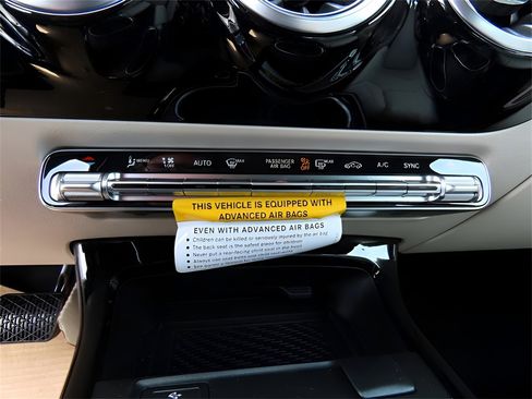 New 2025 Mercedes-Benz CLA 250 4MATIC image 50