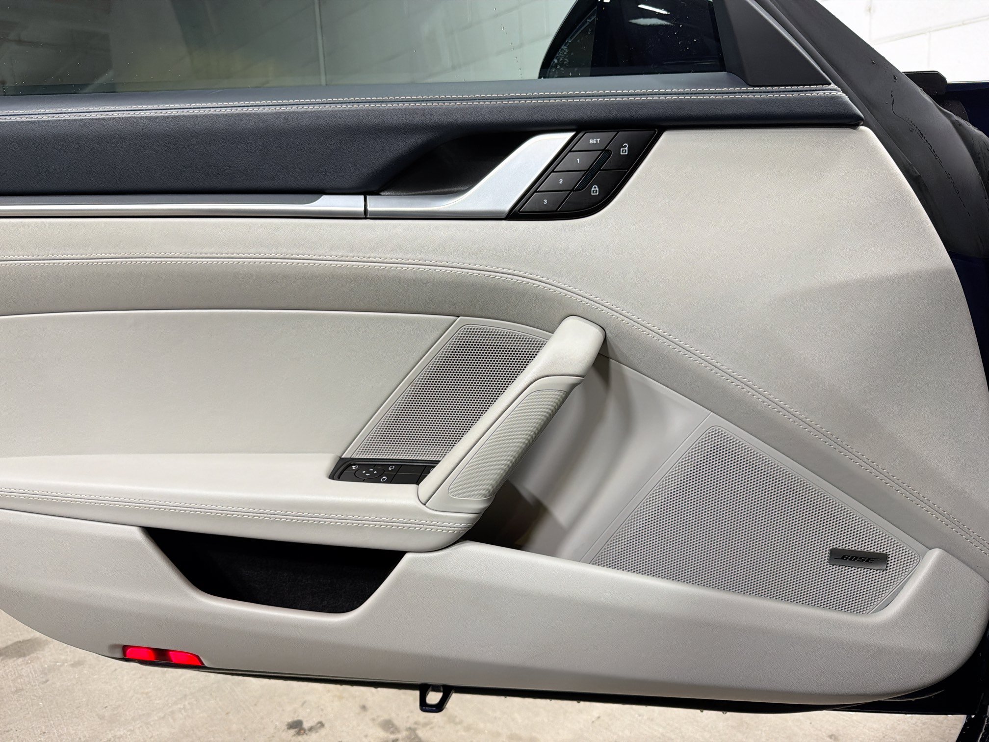 Certified 2025 Porsche 911 Targa 4 GTS AWD/4WD image 22