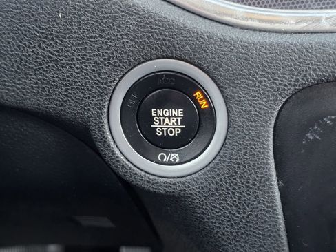 Used 2018 Dodge Charger R/T image 29