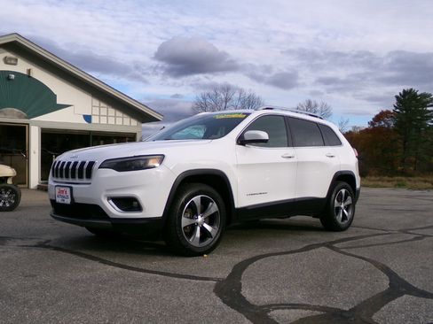 Used 2020 Jeep Cherokee Limited image 10