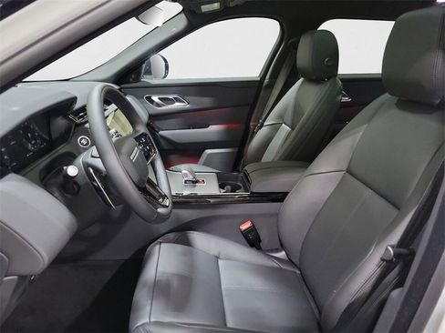 New 2025 Land Rover Range Rover Velar Dynamic SE image 13