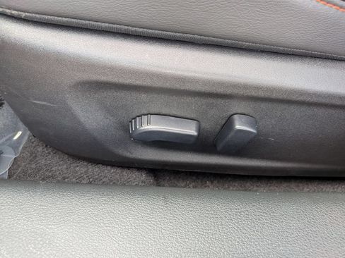 Used 2025 Nissan Altima 2.5 SR FWD image 11