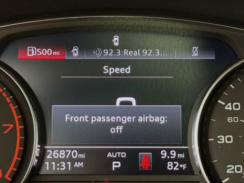 Used 2023 Audi Q5 2.0T Premium w/ Convenience Package AWD/4WD image 12