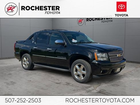 Used 2013 Chevrolet Avalanche LTZ AWD/4WD image 1