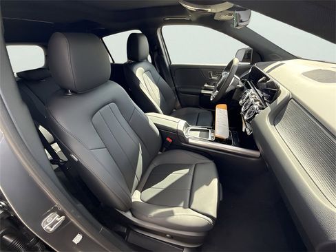 New 2026 Mercedes-Benz GLA 250 4MATIC image 24