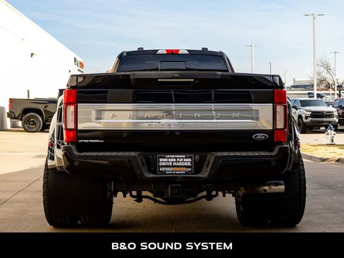 Used 2022 Ford F450 Platinum w/ FX4 Off-Road Package image 7