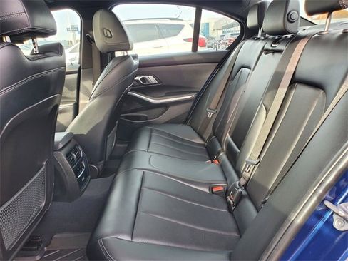 Used 2023 BMW 330i xDrive Sedan w/ Premium Package image 24