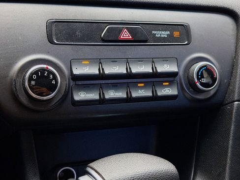 Used 2017 Kia Sportage LX image 10