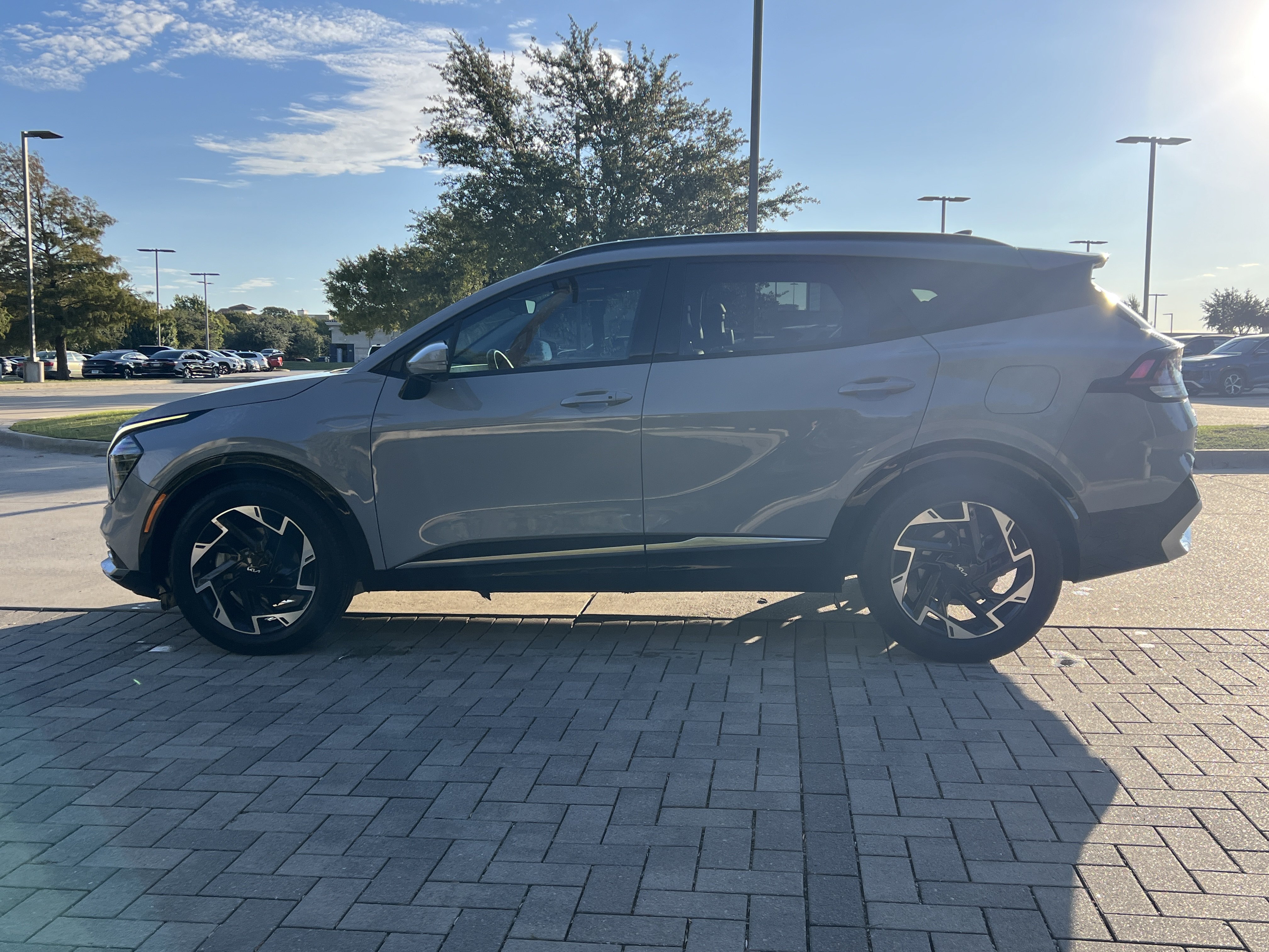 Used 2024 Kia Sportage SX FWD image 6