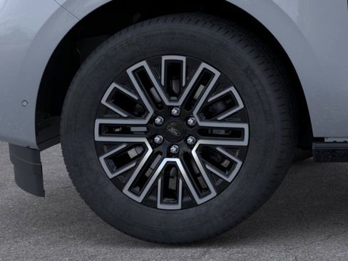 New 2026 Ford Expedition Max Platinum image 19