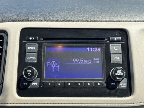 Used 2018 Honda HR-V LX image 21