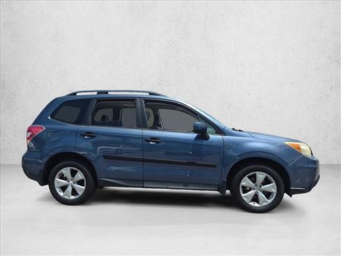 Used 2014 Subaru Forester 2.5i Premium w/ Protection Package #1 AWD/4WD image 4