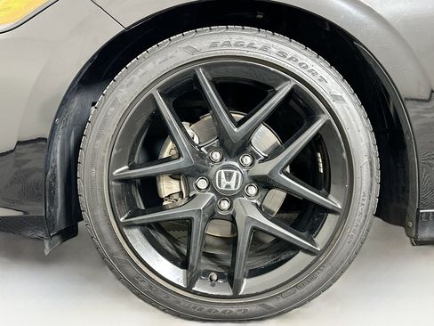 Used 2023 Honda Civic Sport image 11