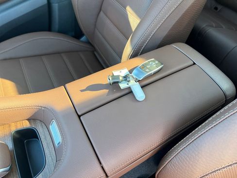 New 2026 Mercedes-Benz GLE 450 4MATIC image 26