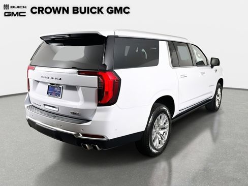 New 2026 GMC Yukon XL Denali w/ Sun & Power Step Package RWD image 5