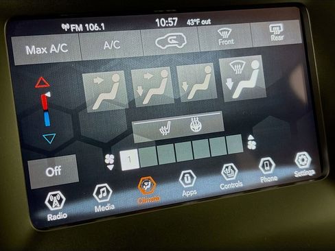 Used 2020 Jeep Cherokee Latitude Plus image 36