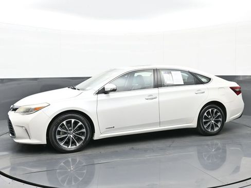 Used 2016 Toyota Avalon XLE Premium image 6
