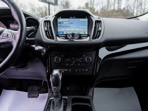 Used 2018 Ford Escape Titanium image 33