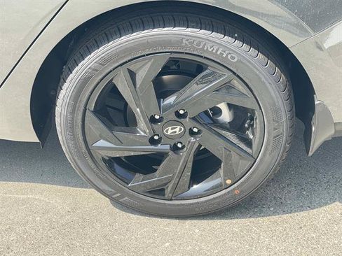 New 2026 Hyundai Elantra Sport FWD image 25