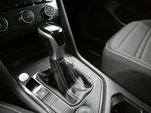 Used 2023 Volkswagen Tiguan S image 6