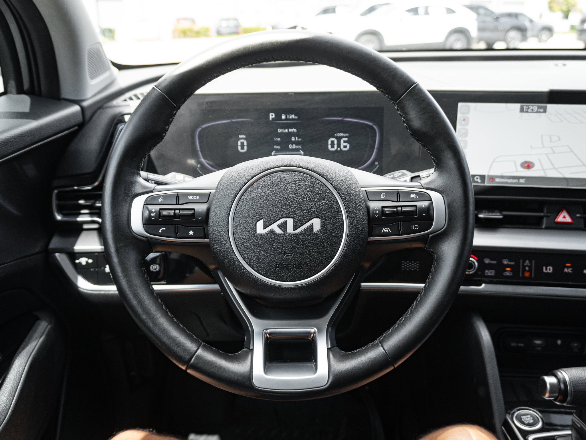 Used 2023 Kia Sportage EX AWD/4WD image 17