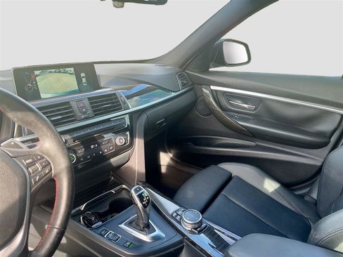 Used 2016 BMW 328i 4dr Sdn 328i RWD South Africa image 24